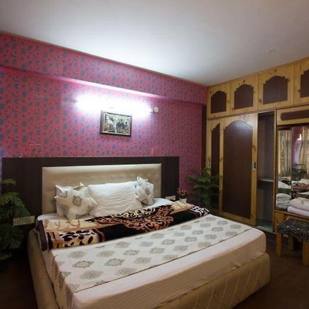 Utsav Hotel Manali  Exterior photo
